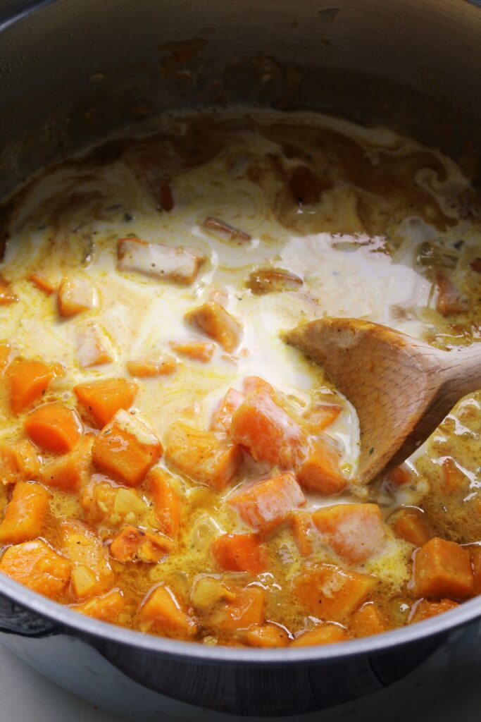 Creamy Roasted Butternut, Carrot & Sweet Potato Soup