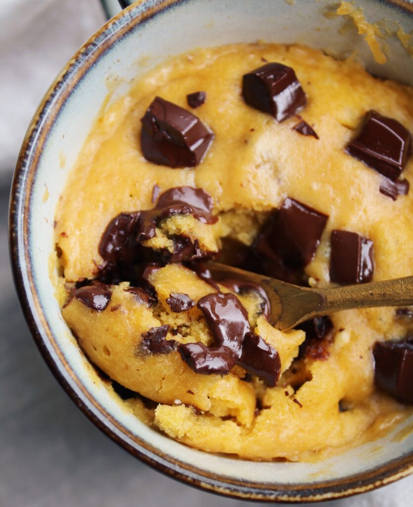 Chocolate Chip Pumpkin Mug Cake