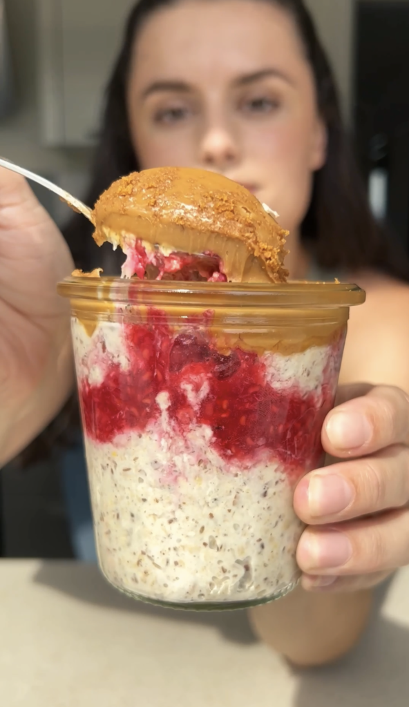 Biscoff Overnight Oats