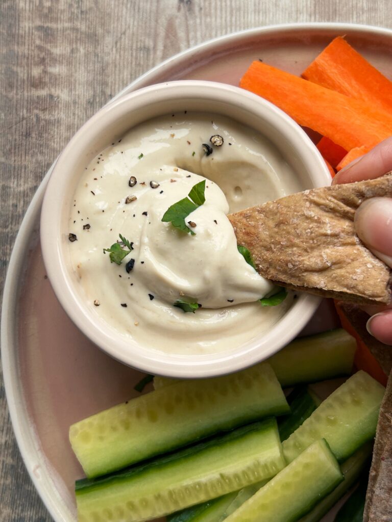 how to make Tahini Yoghurt Sauce