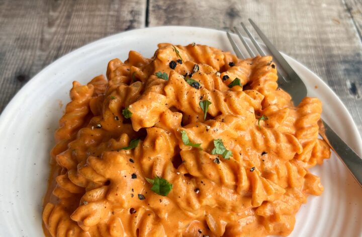 High Protein Roasted Red Pepper Pasta (Vegan)