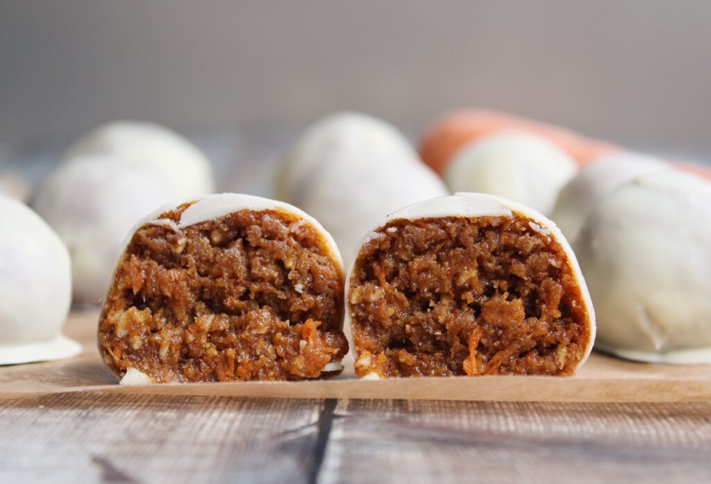 No Bake Carrot Cake Bites 