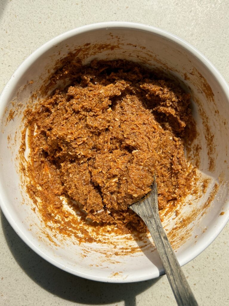 No Bake Carrot Cake Bites 