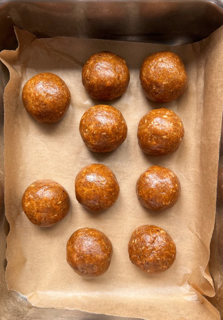 No Bake Carrot Cake Bites 