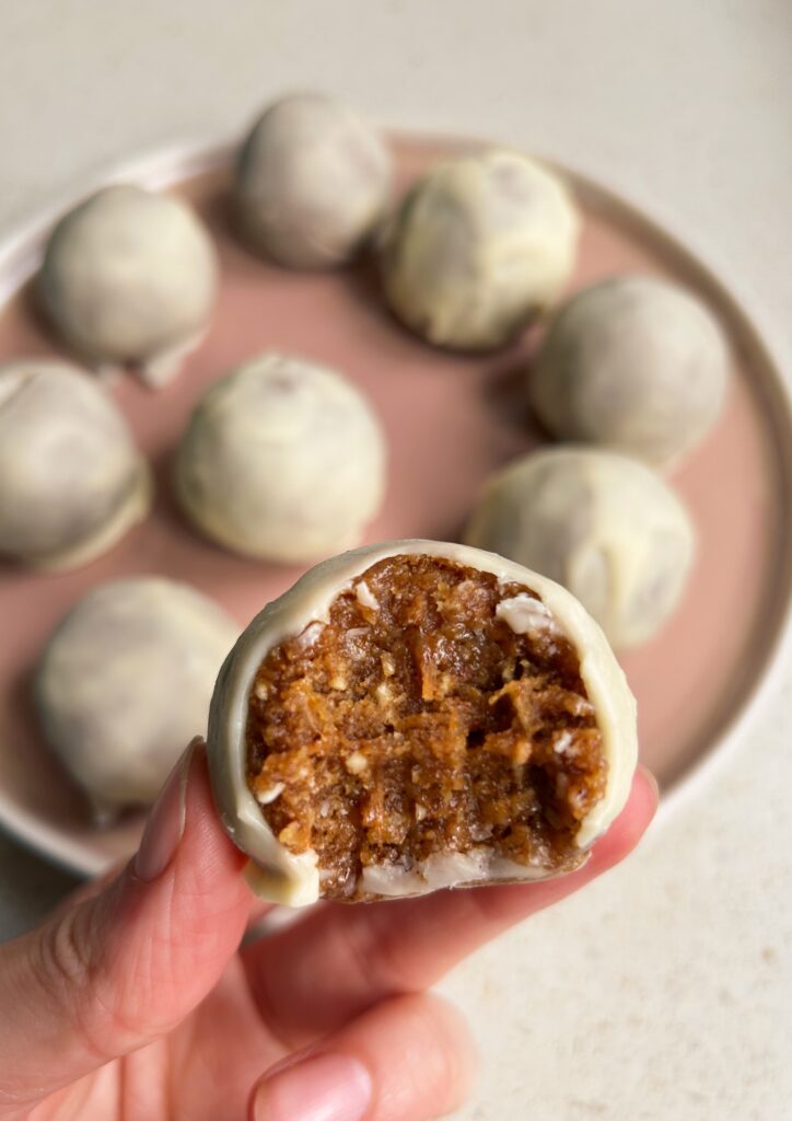 No Bake Carrot Cake Bites 