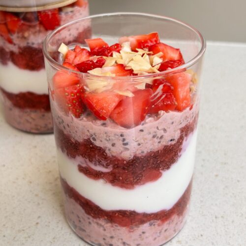 Strawberry Overnight Oat Jars