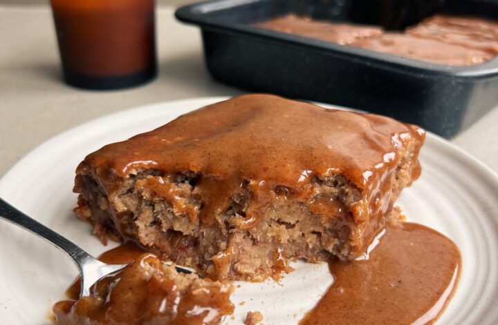 Sticky Toffee Baked Oats