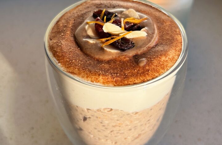 Mince Pie Overnight Oats